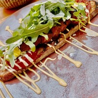 ザ タヴァン グリル＆ラウンジ - 