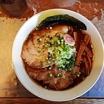 らーめん太陽堂 - 醤油チャーシュー麺。
