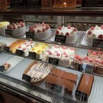 ハッピー洋菓子店 - ケーキかズラリ。