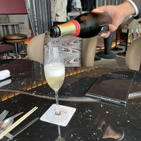 DINING & BAR TABLE 9 TOKYO - 