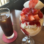 レクラン ド ユミコ - いちごのパフェ