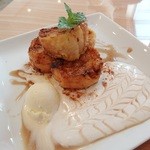 CAFFE SCIMMIA ROSSO - フレンチトースト