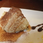 Trattoria L'arche - ラルケコース　１５００円　スペシャルコース　２３００円　共通　自家製ティラミス　【　２０１３年７月　】