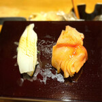 すし割烹 小笠原 - 白いか(剣先いか)と赤貝です(o^^o)