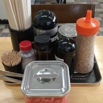 長浜ラーメン 一心亭 - 卓上