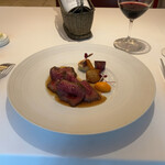 フランス料理 壺中天 - 宮崎県産黒毛和牛イチボのローストビーフ。