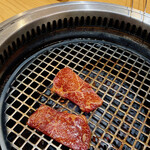 幸せの焼肉食べ放題 かみむら牧場 - 