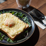 Lunch toast (with salad and soup)