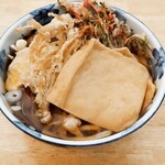 リカースタンド　ベルハウス - きつねうどんなのに何故か『天ぷらきつねうどん』（笑）