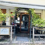 CUCINA ITALIANA ARIA - 外観   美術館近くの静かな通りにぽつんとあります。