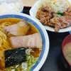 あさひ食堂 - 鳥唐揚げ定食（３個）ライス小　630円　中華そば　650円