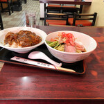 中国料理 江陽 - なぜゆえそこなのかはさておき豚角煮丼のボリューム満点セット・1000円