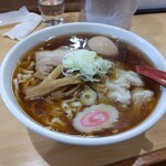 手打ちラーメン 清仁軒 - 特製ラーメン大盛り（手打ち飯）