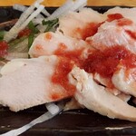 串もん 末吉や - 蒸し鶏の梅肉ソース和え