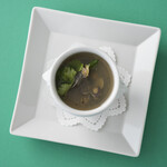 Shijimi soup with Japanese pepper scent