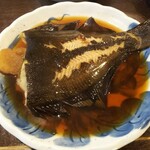 金町製麺 - 黒カレイの煮付け