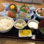 磯丸水産 - 『お刺身盛り合わせ定食』
