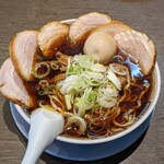 丸 中華そば - 肉中華そば  煮玉子追加