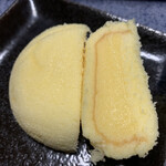 菓匠三全 - 断面図…。芸能人にもファンが多いお菓子です♪