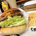 CRUZ BURGERS & CRAFT BEERS - ベーコンチーズ＆フライドエッグ