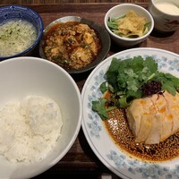 中華旬彩 森本 - 森本名物！四川式よだれ鶏セット+ミニ麻婆豆腐