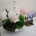 Ginza Uesuto - テーブルの生花など