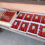 さじこよみ - 契約農家さんのイチゴ