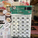 LUNAの世界 - 店内券売機