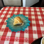 LUNAの世界 - 特別サービスの抹茶パイ