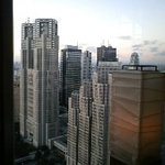 ピーク・バー - 窓からの眺め～