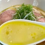 神保町 黒須 - 甘草大王の鶏油マジスゲ〜旨い