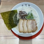 黒豚とんこつ金田家 - 黒豚らーめん　930円