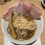 くそオヤジ最後のひとふり - 平打ちストレート中太麺