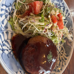 MONTANA - ハンバーグステーキ