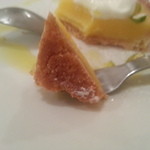 クアドリフォーリオ - ２０１３・７・９タルトの底、よく焼けてます！