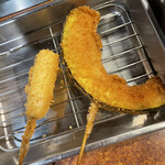 ひげ勝 - なんきん