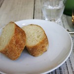 TRATTORIA DA FELICE - フランスパン