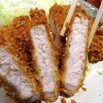 とんかつは飲み物。 - ロースかつ1.5倍定食（山盛）肉の日増量890円（惣菜３種類無料、ご飯おかわり無料）