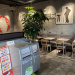 ケンタッキーフライドチキン - 店内