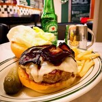 シェイク ツリー ダイナー - 