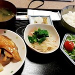 満留古 - 鰈の煮付け定食