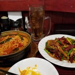 中国家庭料理 楊 - サービスドリンクが。