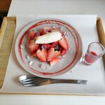 木下茶園 - 濃厚抹茶テリーヌ苺まみれ