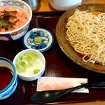 十割そば会 - もりそばとまぐろたたき丼