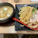 鶏と魚だしのつけめん哲 - 濃厚強火炊き特製つけ麺(並盛)@1,250円