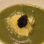 トゥ・ラ・ジョア - 三種野菜の冷製スープ のアップ　(2013/07)