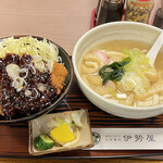 伊勢屋 - 味噌カツ丼・志の田うどん