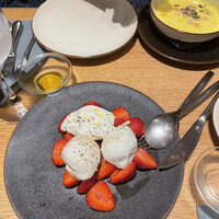 オービカ モッツァレラバー 横浜店 - 