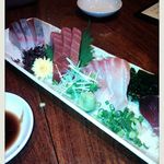 Banzai - お刺身四種盛り(カツヲ、鯛、わらさ、まぐろ)