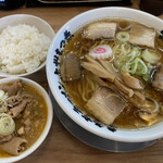 喜多方ラーメン&上州もつ 宮太郎 - 